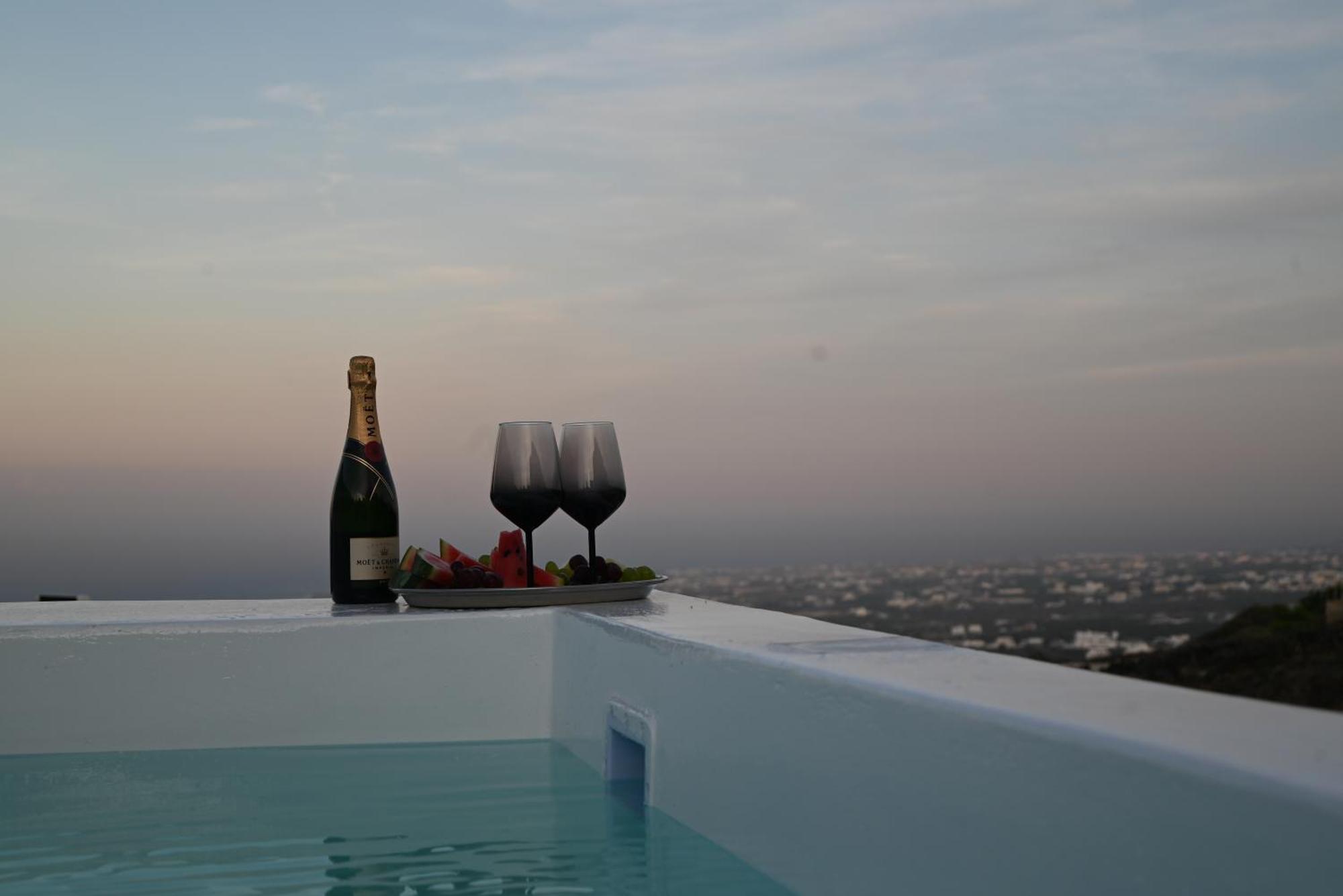 Lackos Luxury Suites อิเมโรวิยอน ภายนอก รูปภาพ
